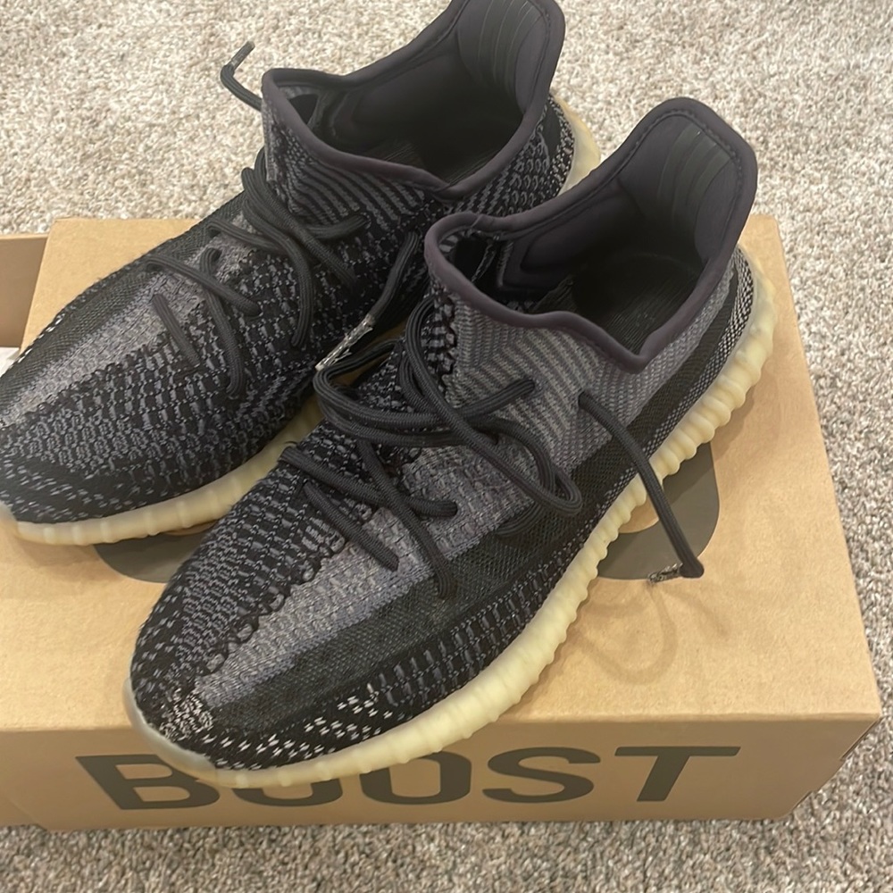 COPY - Brand new Mens Yeezy 350 carbon v2